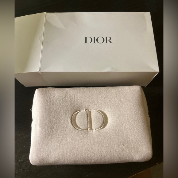 NIB Genuine DIOR Soft Pink Makeup Bag - Picture 2 of 4